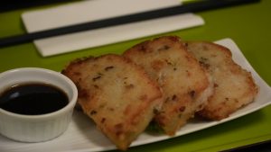煎蘿蔔糕(3片) Gâteau aux radis chinois(trois pieces)